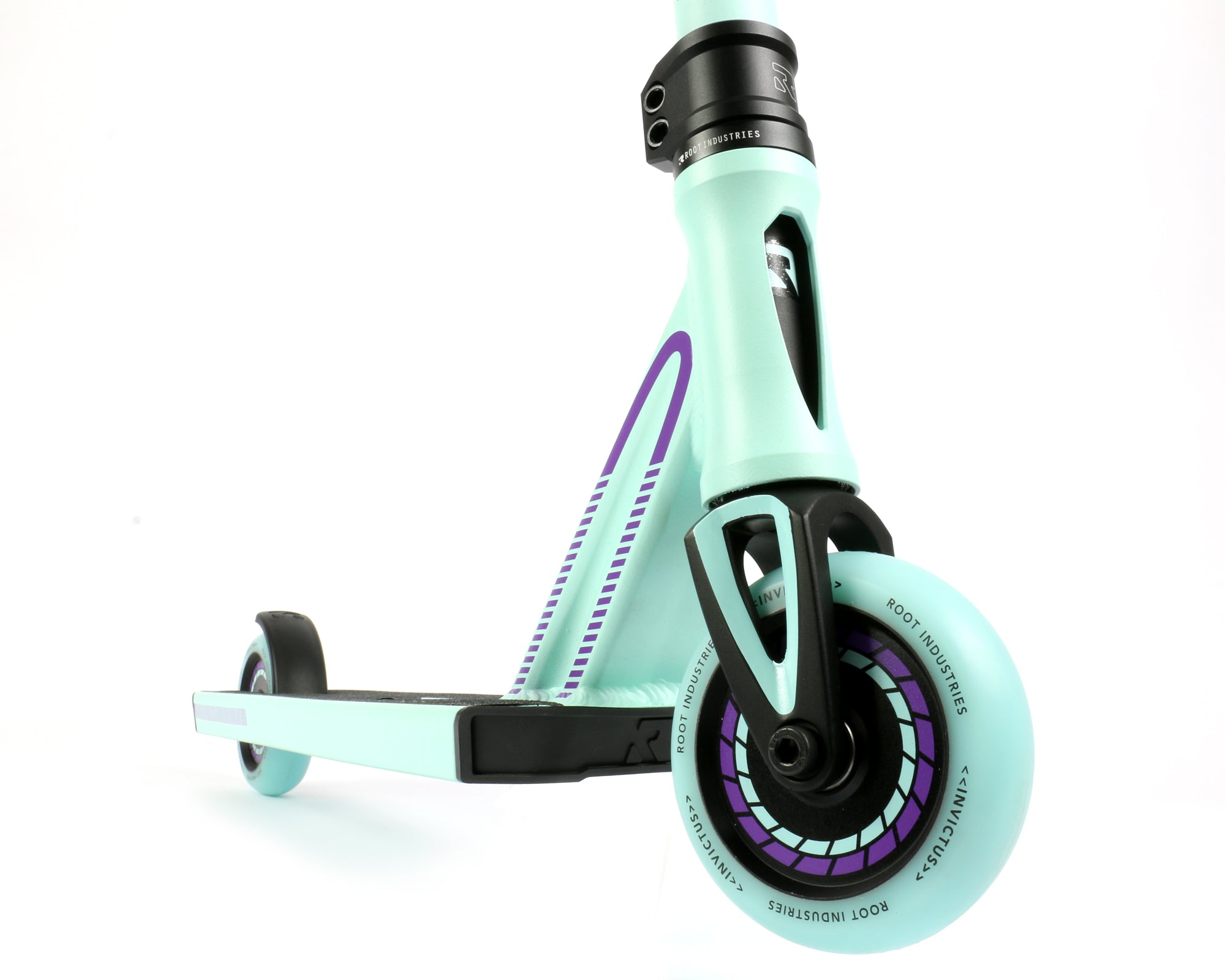 2019 Root Industries Invictus complete scooter canada