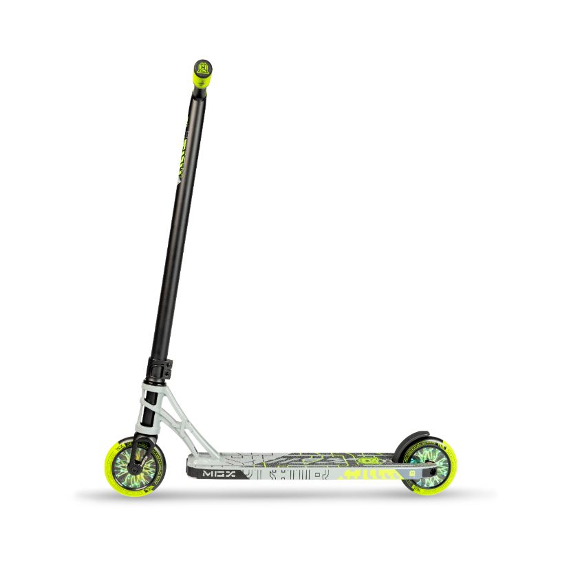 Madd Gear MGX P1 PRO SCOOTER