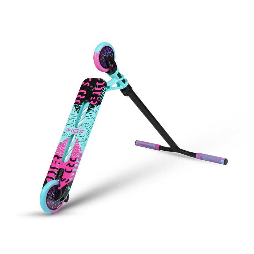 Madd Gear MGX P1 PRO SCOOTER