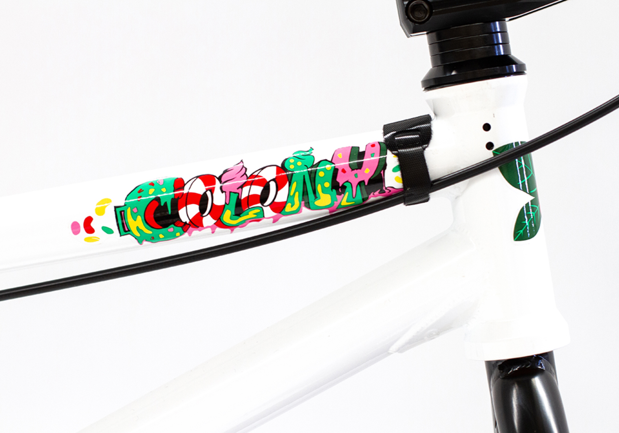 Colony "Sweet Tooth Freecoaster" 20" Complete Bike - White